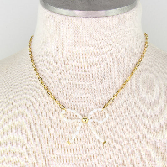 Sea Shell Bow Necklace