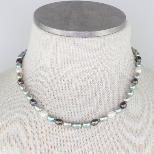 Freshwater Pearl Necklace - Green