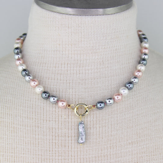 Shell Pearl Necklace with Pearl Pendant