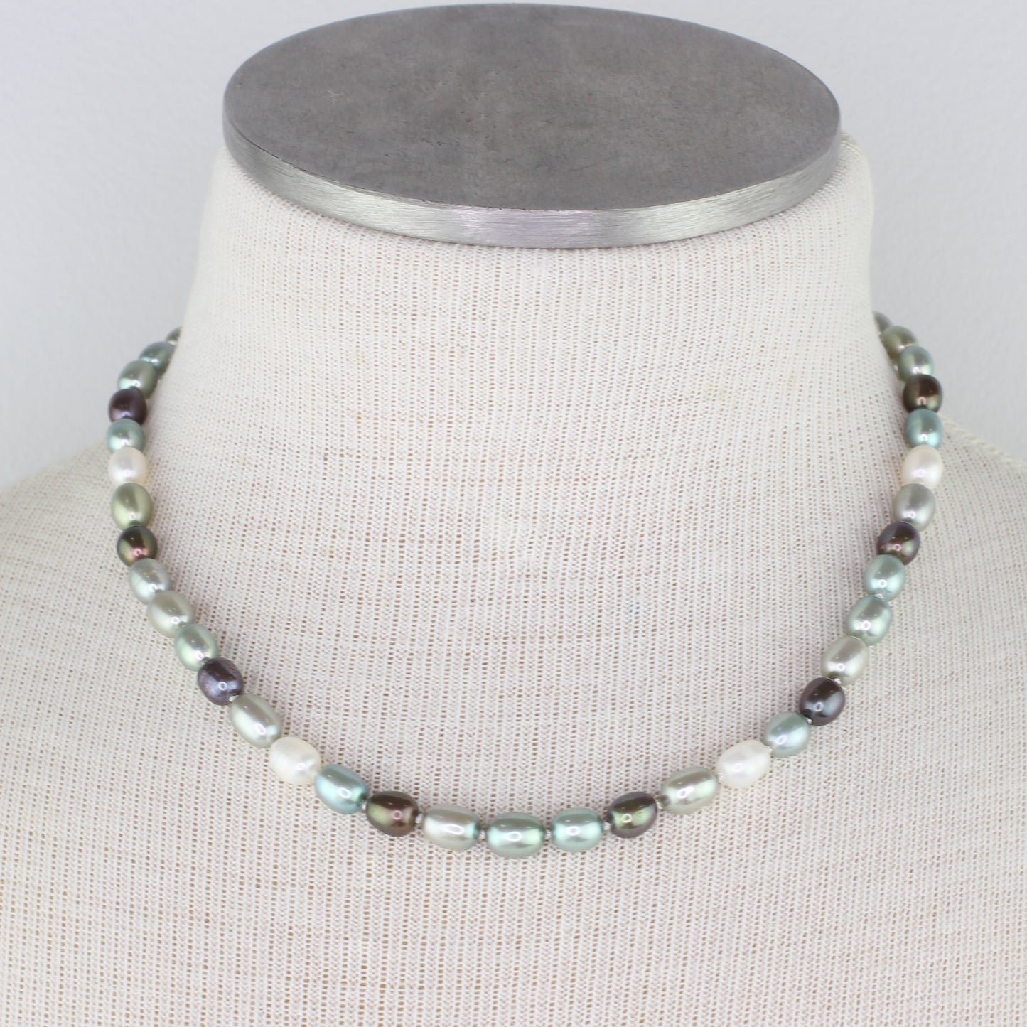 Freshwater Pearl Necklace - Green