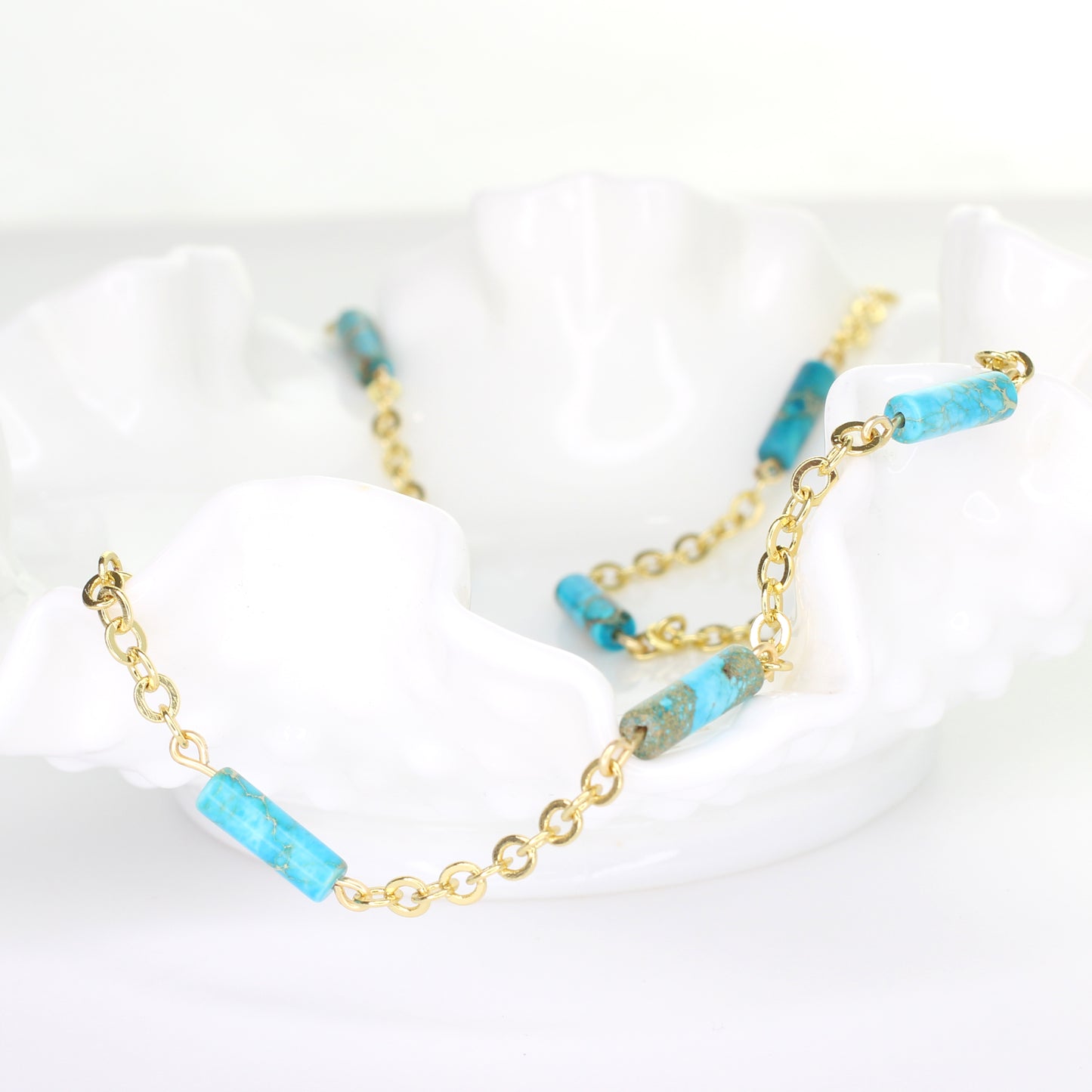 Chrysoprase and Chain Necklace