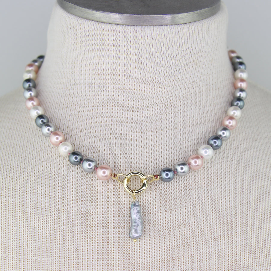 Shell Pearl Necklace with Pearl Pendant