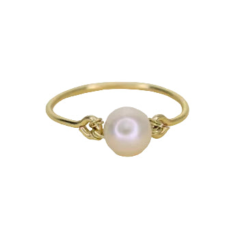 Freshwater Pearl Solitaire Ring